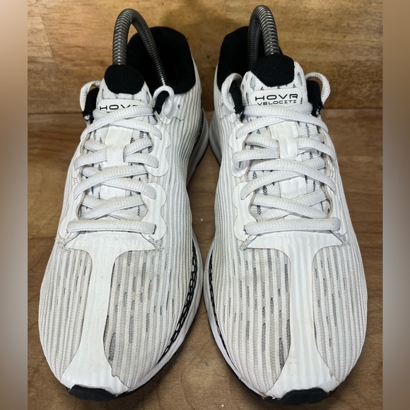 Under Armour HOVR Velociti 3 Womens Size 9 Running Shoes Sneakers White Black - Picture 3 of 12